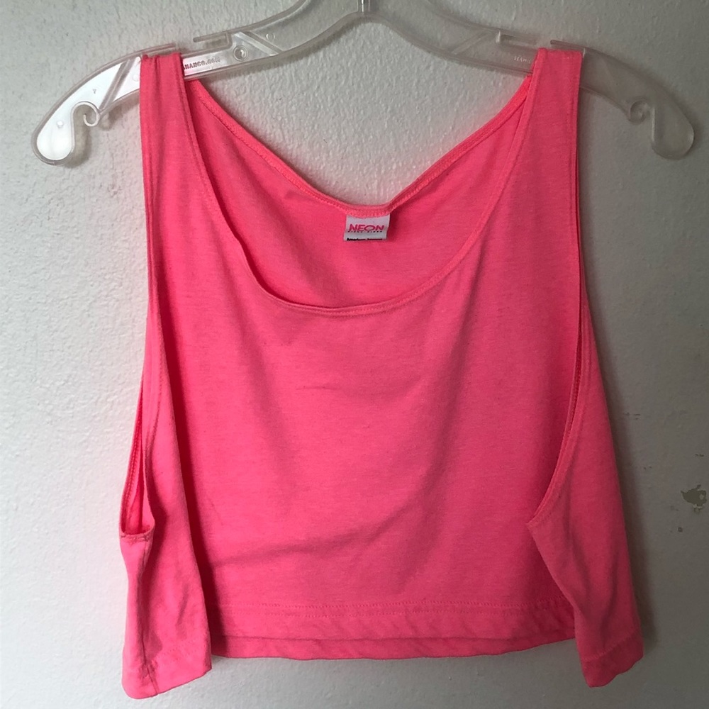 AA neon pink crop tank